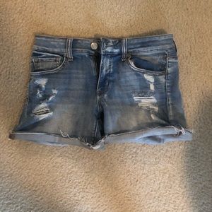 American Eagle size 8 jean midi short